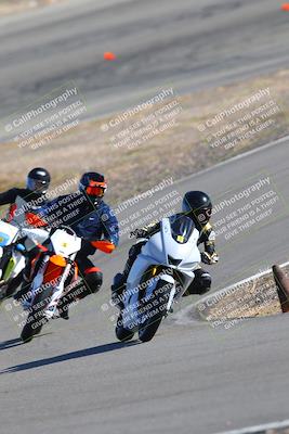 media/Feb-05-2023-Classic Track Day (Sun) [[c35aca4a42]]/Group 2/session 4 turn 4/